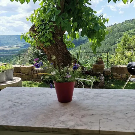 Casa de Férias 2 Bedroom Awesome In Ipsi Antonci (Groznjan)